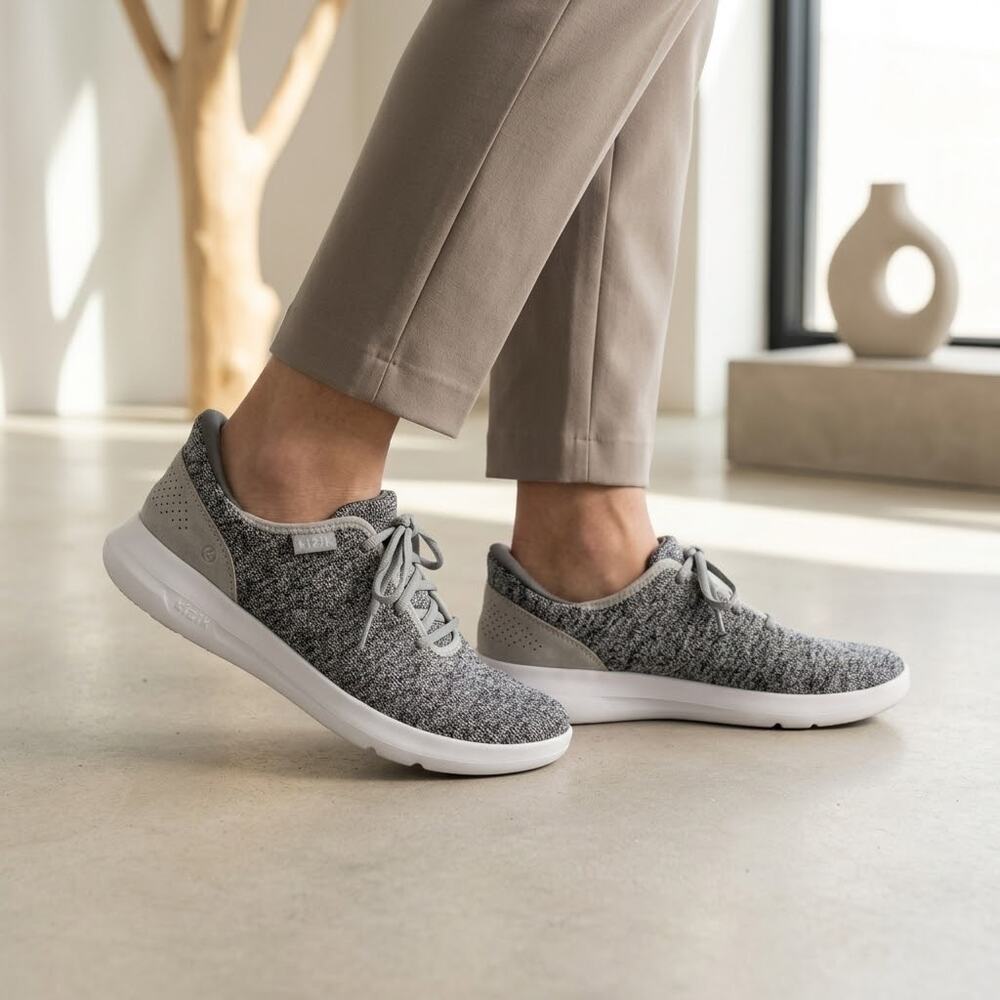 Kizik Madrid Eco Knit Heathered Gray Womens Athletic Sneaker women's size 7.5